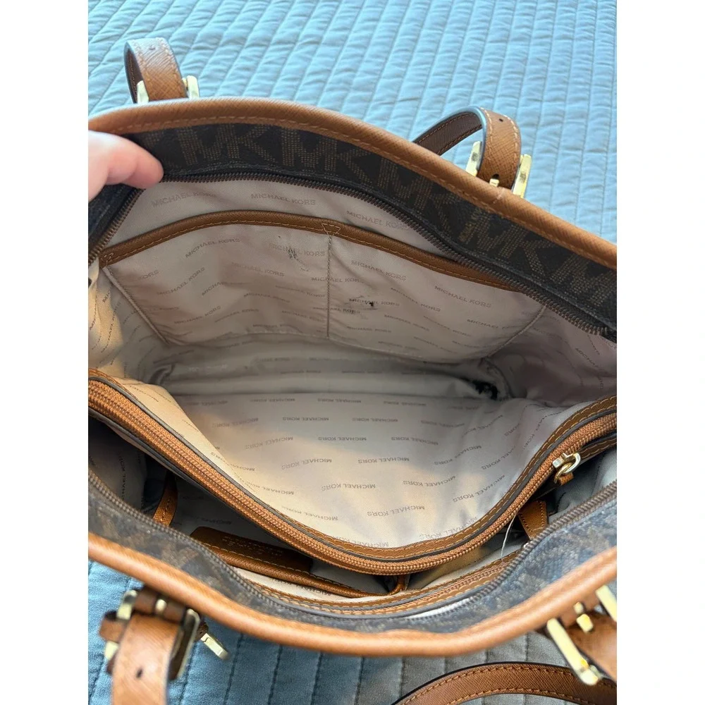 Michael Kors Jet Set Travel Signature Brown Tote Bag with Matching Card Case